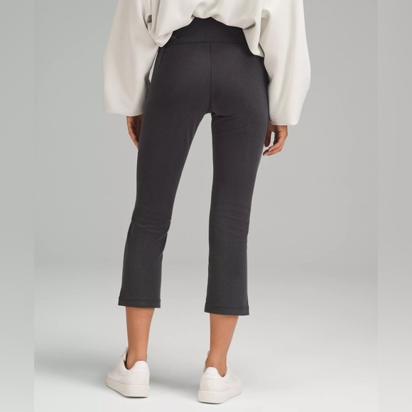 Lululemon Ribbed Softstreme Zip Leg High-Rise Crop Pant 25” - Black, Size 2 - Picture 3 of 9